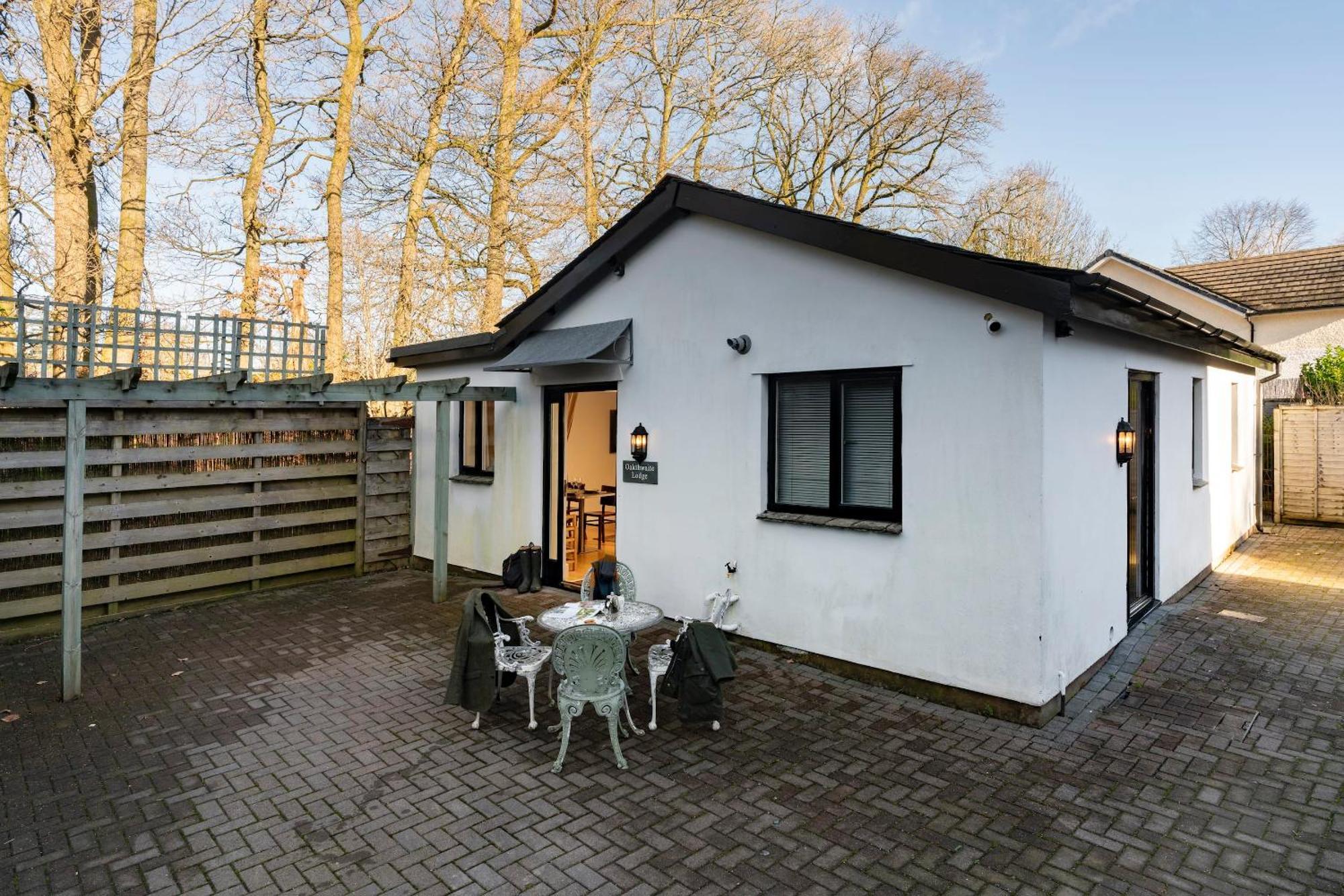 Lodge House - Windermere - Private Garden Exteriör bild